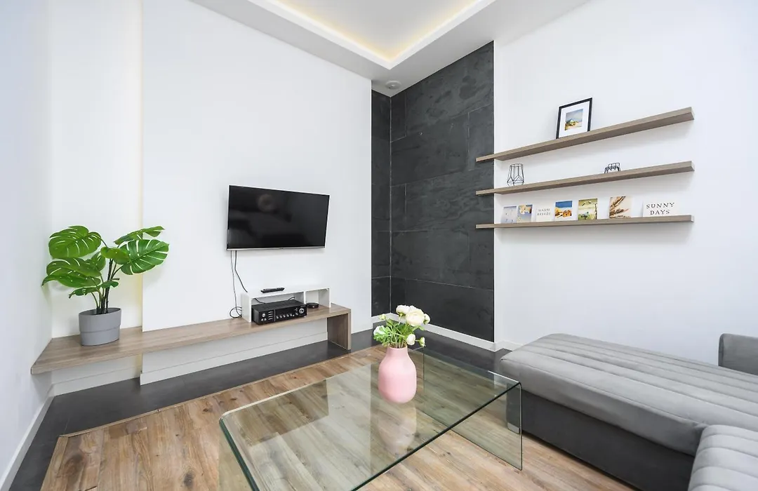 Caramel By Oneapartments-1